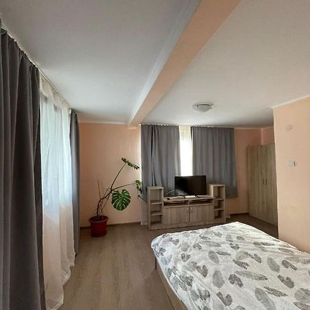 Casa Noastra Lägenhet Călimăneşti Exteriör bild