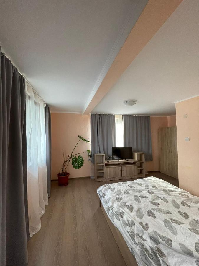 Casa Noastra Lägenhet Călimăneşti Exteriör bild